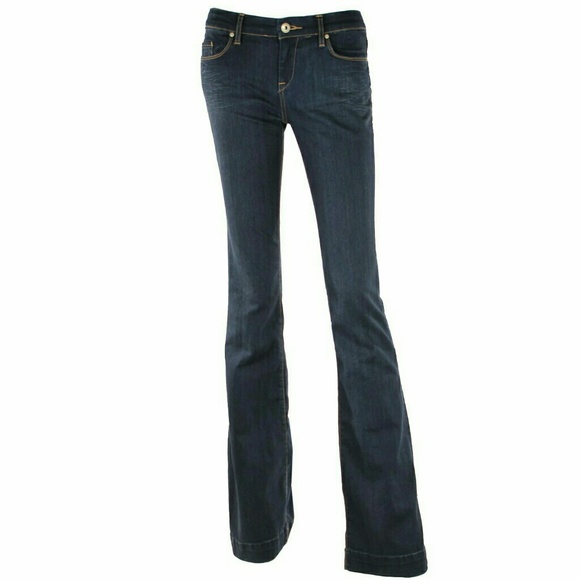 Blank NYC Denim - EUC Blank NYC Flared Jeans, size 30